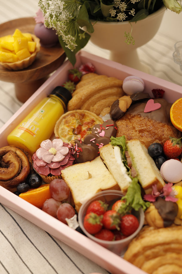 Breakfast tray