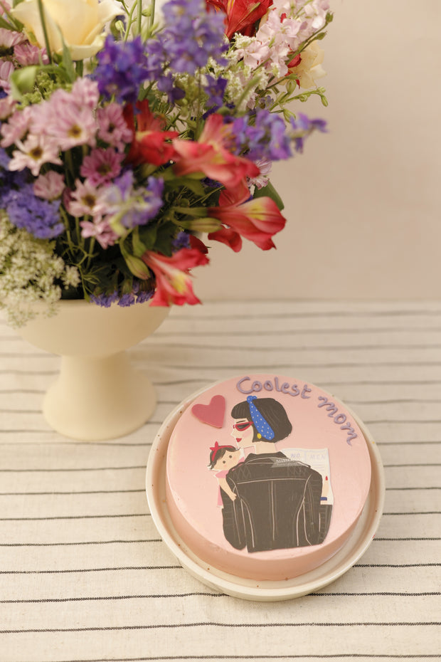 Coolest mom bento cake